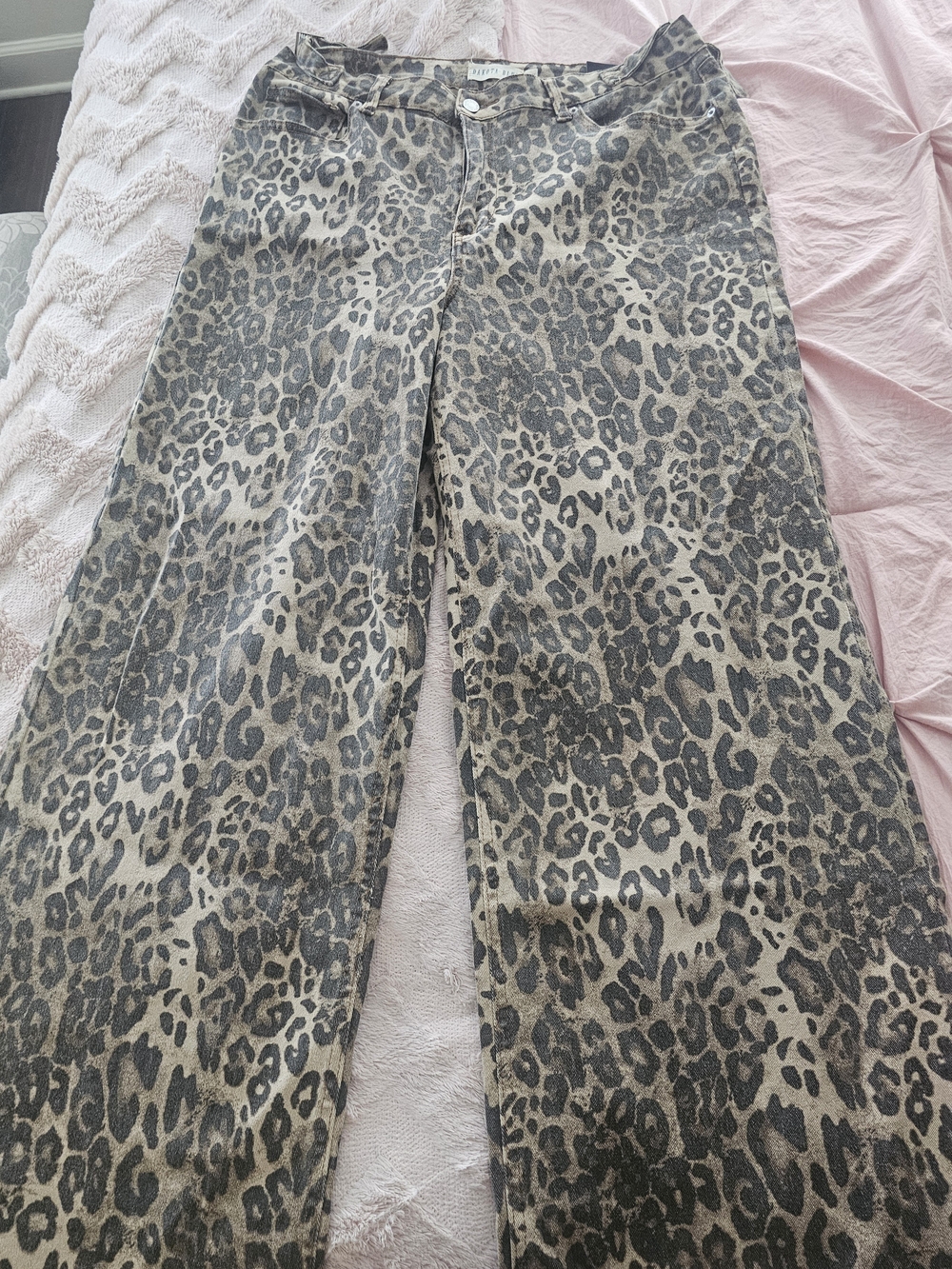 Leopard Print Dakota Blue Wide-Leg Pants - Grey/Tan